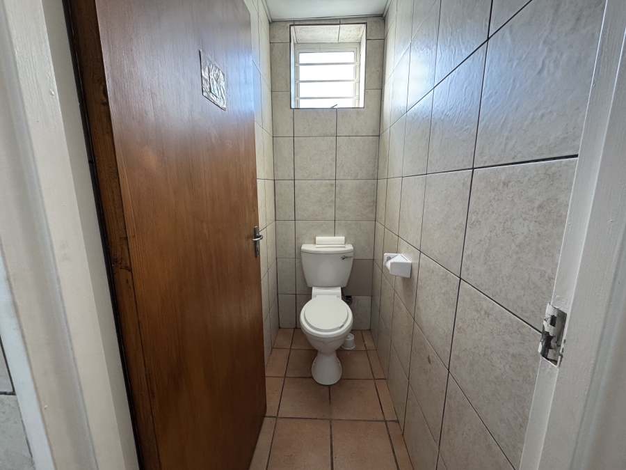 To Let commercial Property for Rent in Parklands Western Cape
